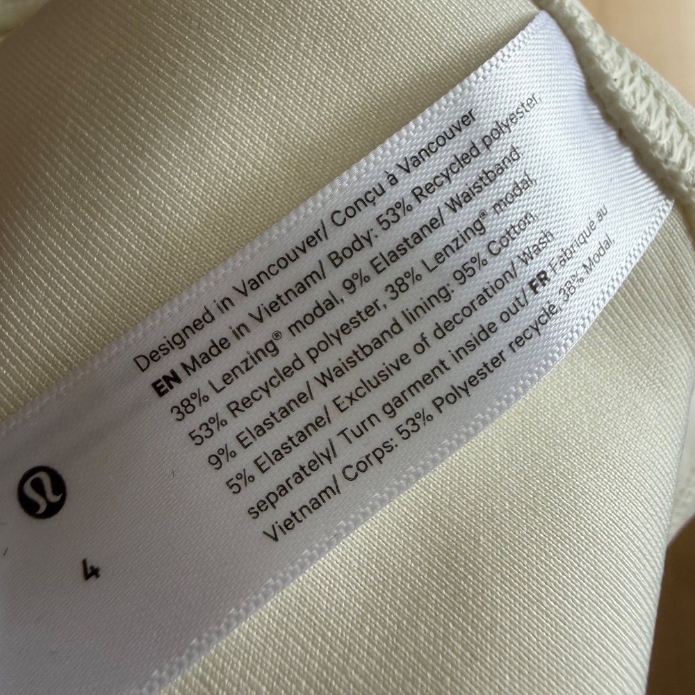 Like New Lululemon Softstreme Gathered T Shirt Peach Fuzz, 4, GL1324 - Picture 6 of 6